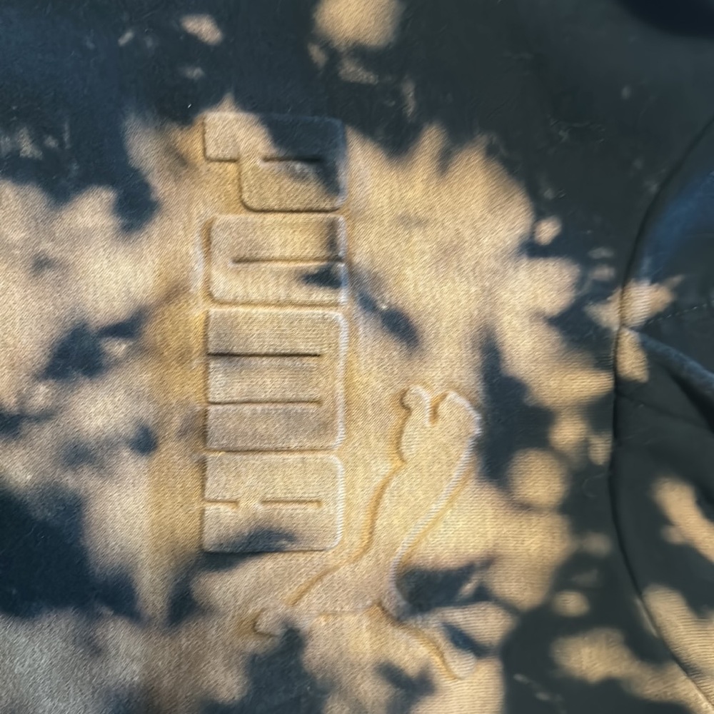 Girl’s Puma distressed hoodie.  Size 10/12.  Excellent condition - Picture 2 of 4